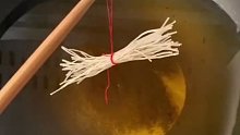 炸粉條的小竅門(mén)，嘎嘎脆