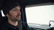 第1集：男人改造露營房車，駕駛著環(huán)游世界，在阿拉斯加雪地露營
