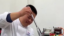 這人的錢啊真好賺！