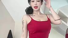 今天買(mǎi)了個(gè)杯子，叫香妮樂(lè)堡杯