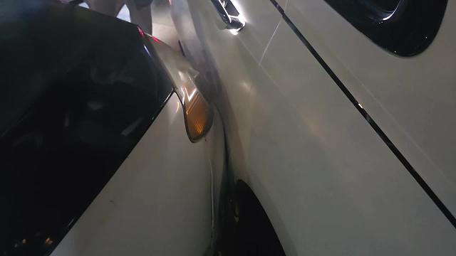 車輛剮蹭憤然結(jié)束直播