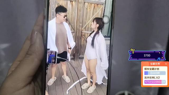 吐槽被拍矮否認(rèn)暗戀可能
