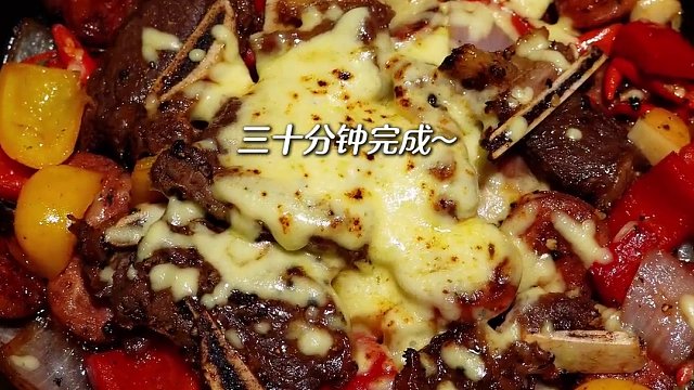 二人食記|好好吃飯是平凡日子里的浪漫 今日食譜： 
-芝士牛仔骨
-烤肉烏冬面
#治愈自己 #被這一