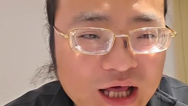 倪海杉大牛被撞現(xiàn)場曝光！半夜接電話的反應(yīng)讓全網(wǎng)破防