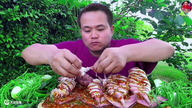 特辣?剁椒涼拌鮮嫩魷魚 #泰國大叔#內容啟發(fā)搜索 #泰國美食#泰國海鮮#泰國生活