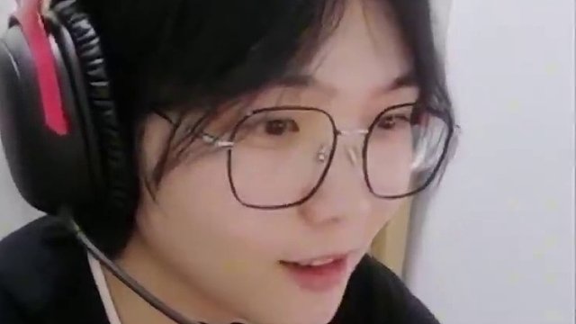 逗逗你的呀