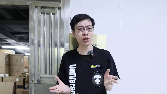 看看Kanavi的顏值至上電腦！ #青蛙輔助