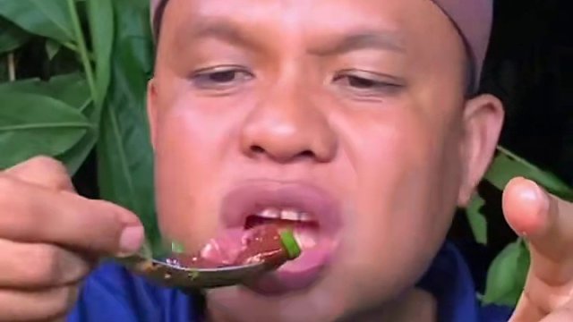 剁椒料汁?大片鮮牛雜 #美食 #戶外美食 #泰國美食 #內(nèi)容啟發(fā)搜索
