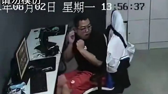 職業(yè)選手點(diǎn)蚊香也是職業(yè)的