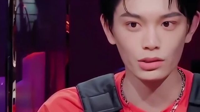 看到美女帥哥就走不動(dòng)道