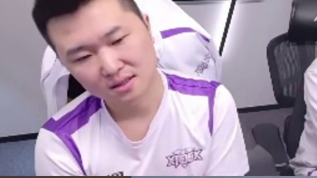 1號(hào)種子直通CFS世界賽八強(qiáng) AG兵不血3-0碾壓炫石，挺進(jìn)勝者組決賽，鎖定１或２號(hào)種子。#AG晉級(jí)