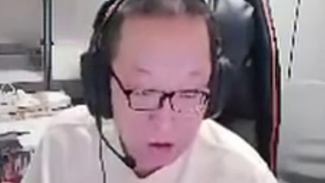 絕跡看AG對(duì)內(nèi)語(yǔ)音“欺負(fù)”嘉瑋哥，調(diào)侃罵起來(lái)然后讓林威打首發(fā)