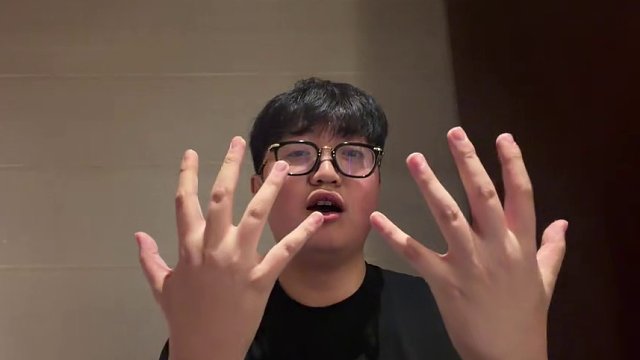 12.6 EDGZmjjKK康康直播名場面