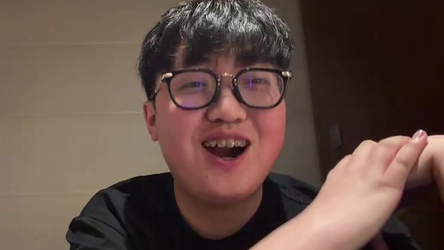 12.6 EDGZmjjKK康康直播名場面