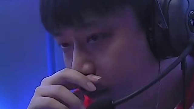 AG3-2艱難戰(zhàn)勝EVOS 這場比賽給AG敲了敲警鐘，通過這場比賽找出問題，接下來面對小孩戰(zhàn)隊(duì)加油！