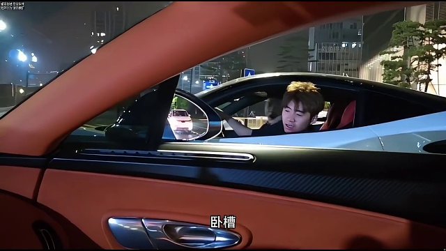 法拉利遇到布加迪