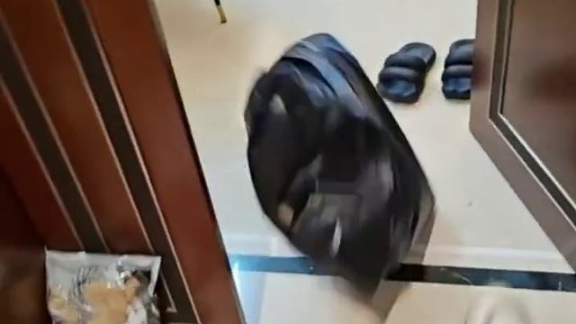小小酷被拉黑了只因?yàn)樘吡怂臇|西
