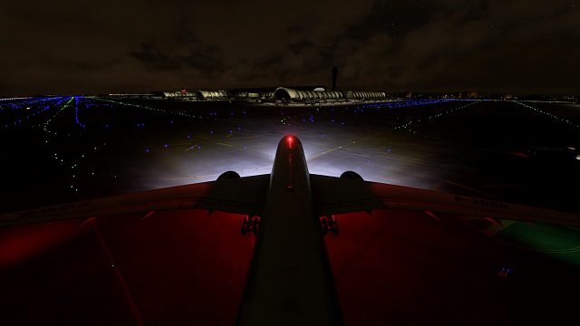 吉祥航空波音787降落成都雙流國際機場