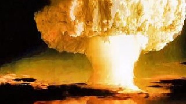 沙皇炸弹的试爆威力为5千万吨TNT当量，在全世界所有已知爆炸事件中规模排名第二，也是为了对抗以美国为
