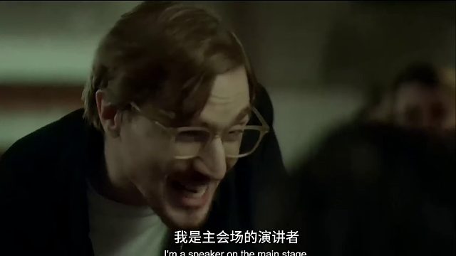 加密會議”現(xiàn)狀：發(fā)言人排隊上場，而觀眾卻幾乎“空無一人”