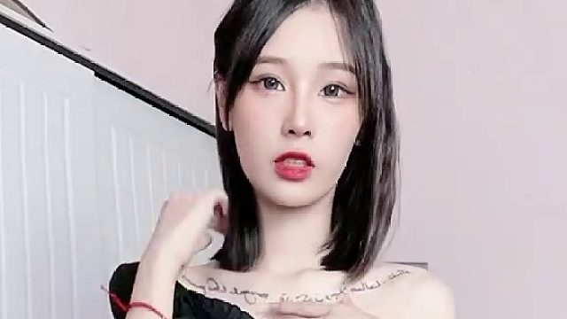 突擊檢查 你的右手在干嘛
