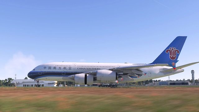 南航空客A380降落薩爾Wa多國際機(jī)場