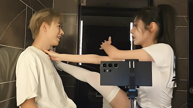 第一次見女嘉賓這么主動，連子圣都害怕了