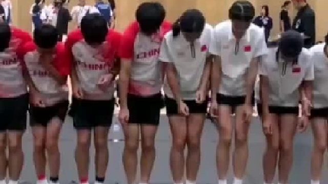 跳繩的ZUI高境界，真的是繩子消失了？不信你看，反正我是沒看到繩子，所以……我還是不信。你相信嗎，跳著跳著繩子就沒了