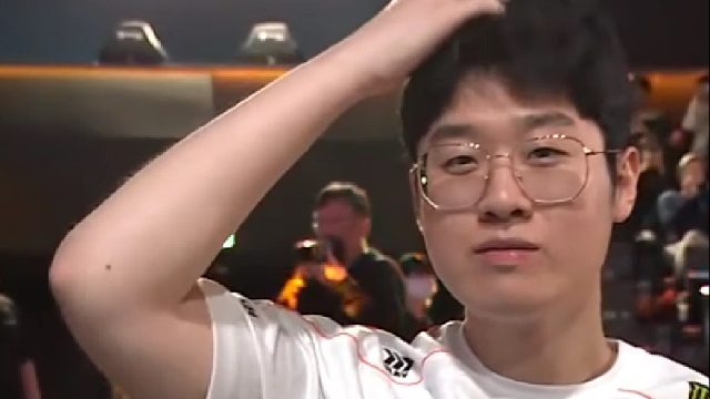 HLE戰(zhàn)勝DK，Zeus承認上路輸給Siwoo #zeus #lck #siwoo #faker
