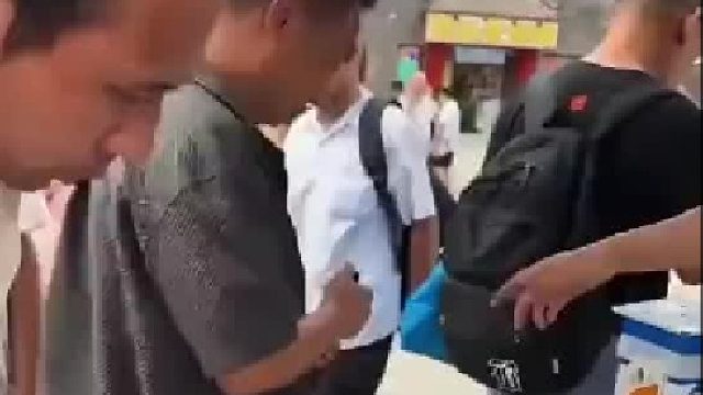 假設(shè)啊，假設(shè)我?guī)Я?000多塊錢的zippo打火機(jī)會(huì)怎么樣？