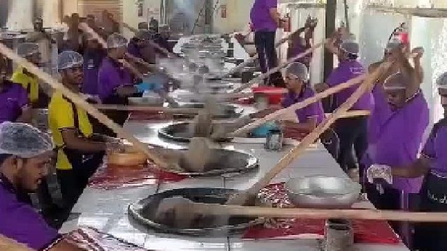 印度富人宴席后廚大揭秘，還原食物的最終形態(tài)！整個(gè)流程干凈衛(wèi)生
