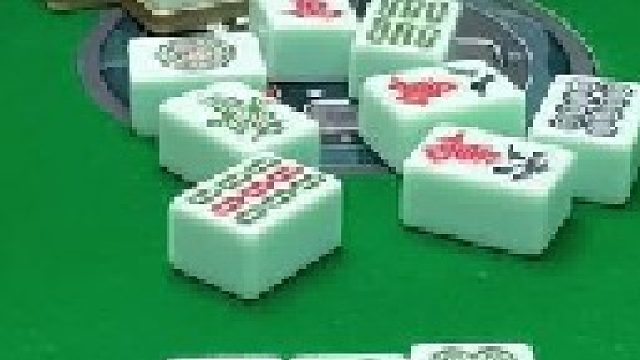 成麻換三張 四川麻將：你們會(huì)選擇杠嗎？合川有不有一起玩的小伙伴