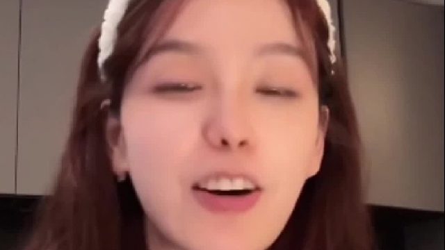 rita被顏色粉絲搞破防！表情都變了直接下播