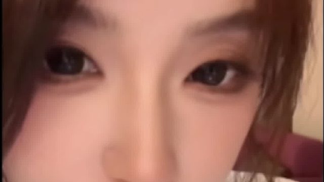 rita深夜連麥粉絲上演尺度節(jié)目！只想問要洗腳水有啥用