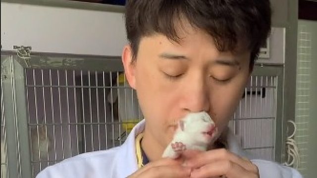 上才艺！迷你猫猫笛