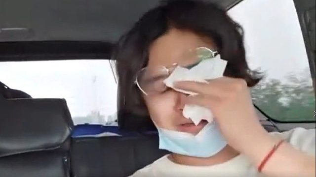 李根表示，之前请假是因为家里有人生病了，所有事情都是环环相扣的，自己很舍不得大家#星秀爆料站#