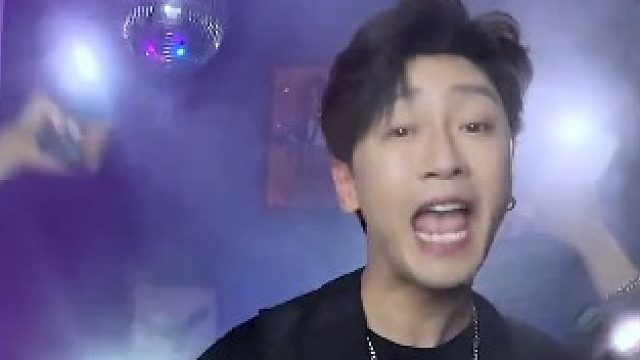 如果把Ring Ring Ring翻译成英文！