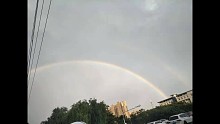 要不是下雨，怎么会有彩虹