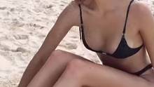沙滩美女