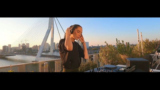 电音节(电子音乐)云蹦迪之 - Lilly Palmer