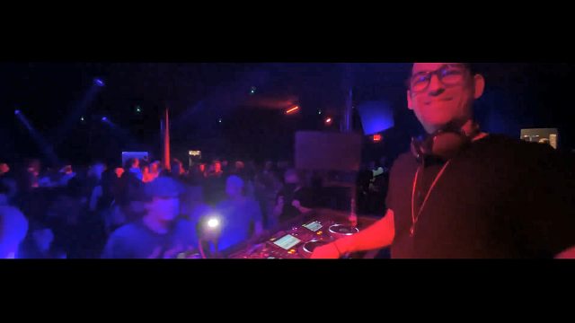 电音节(电子音乐)云蹦迪之 - BAKR