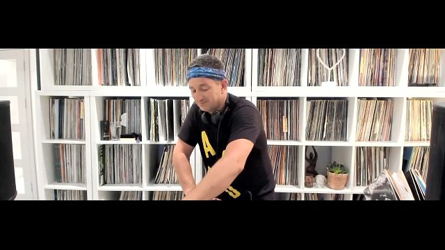 电音节(电子音乐)云蹦迪之 - Bushwacka