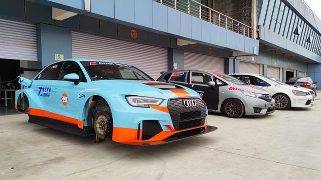 蹭玩红线动力车队赛车 菏泽国际赛车场首试