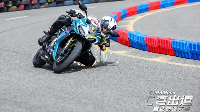 中国摩博会C弯出道是否有你的帅气身影？