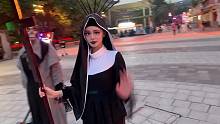 重庆欢乐谷最美修女！