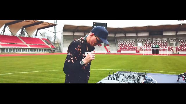 电音节(电子音乐)云蹦迪之 - DR. MOTTE