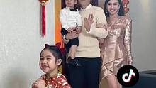 這就是你們婚后的過年方式。#花式拜年大賽 #新春變裝挑戰(zhàn) #掌柜夫婦 #我要演春晚 #2021新春日