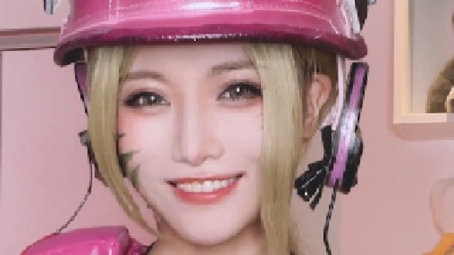 谁能拒绝会跳星际闪耀魔法舞的可爱艾本呢？