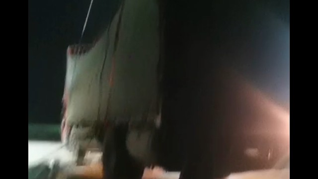 大车，倒车倒翻了，现在给支棱起来