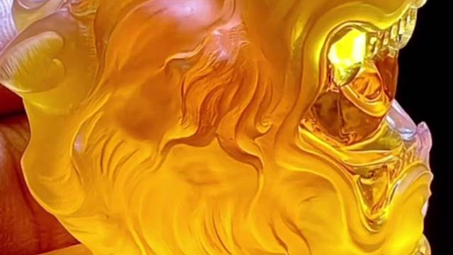 大块茶珀取其精华缅甸琥珀金毛吼